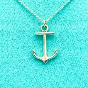 Tiffany & Co SS Retired Anchor Pendant Necklace 18” EUC